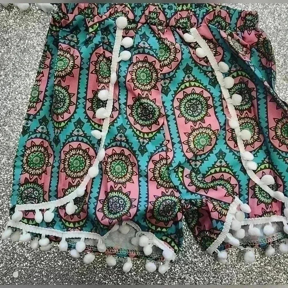 Nwot size 4 2 piece short set - Picture 7 of 7